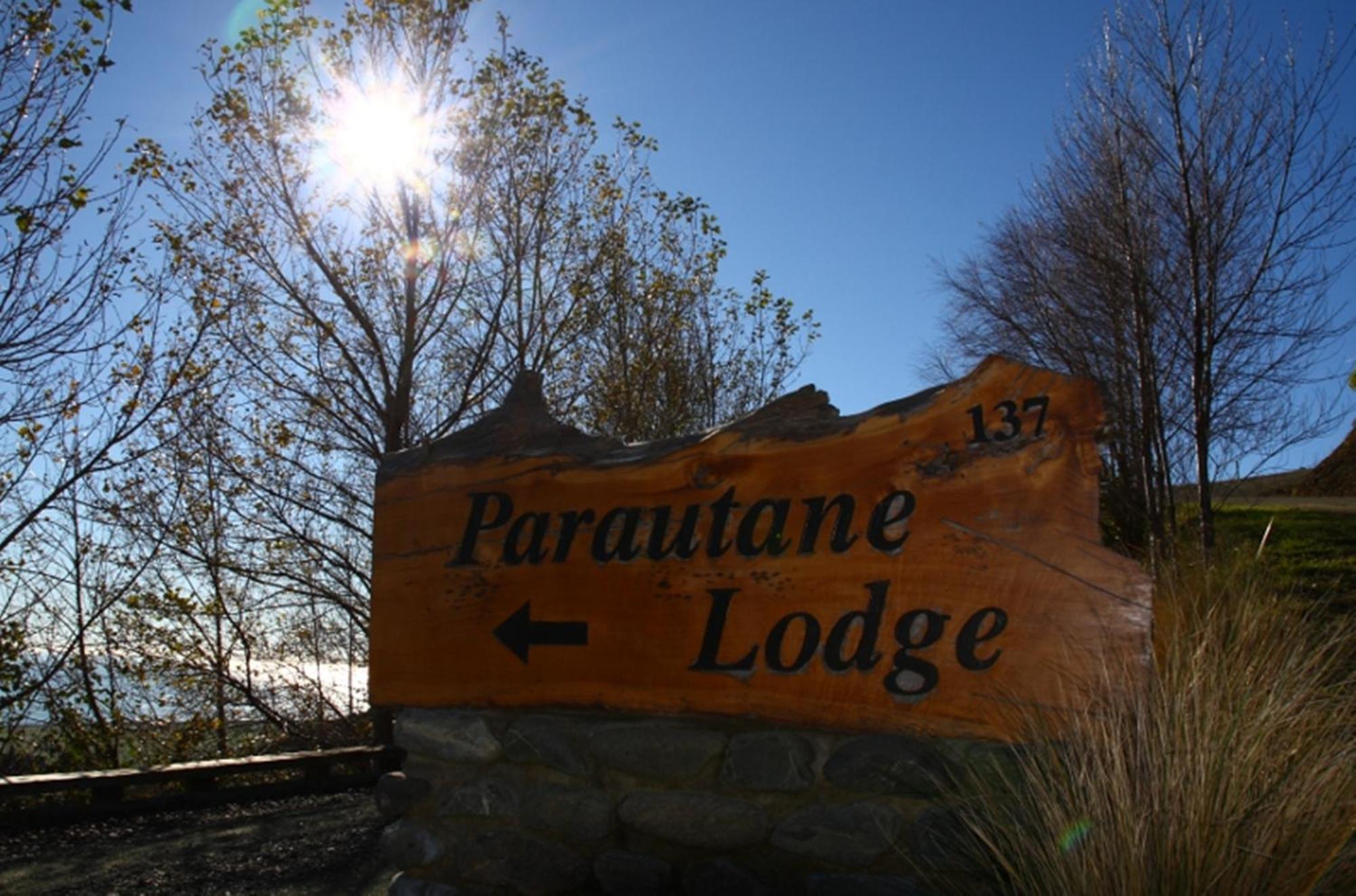 Parautane Lodge Nelson Extérieur photo